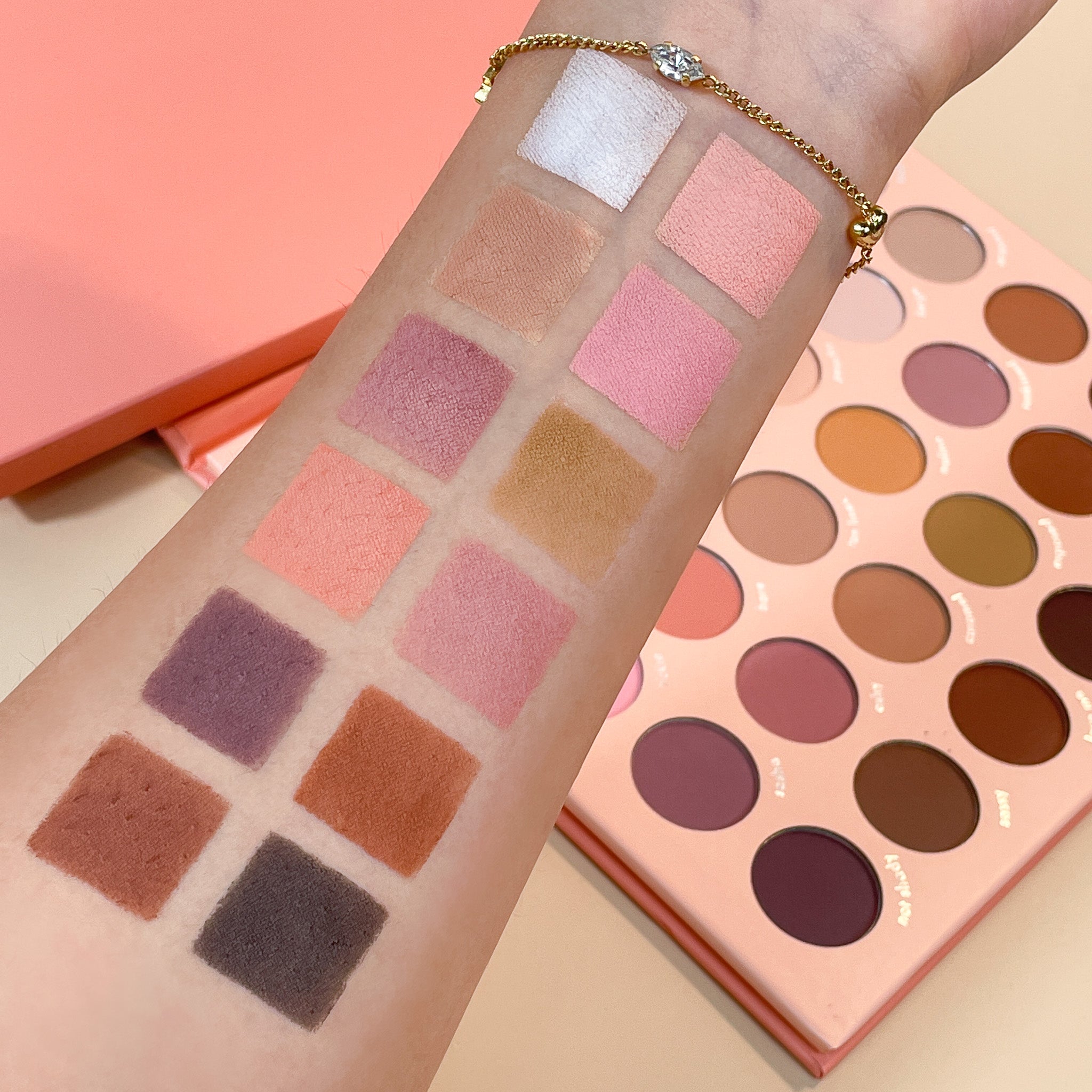 Kara Beauty Pro25 Shades of Me Creative Beauty Palette
