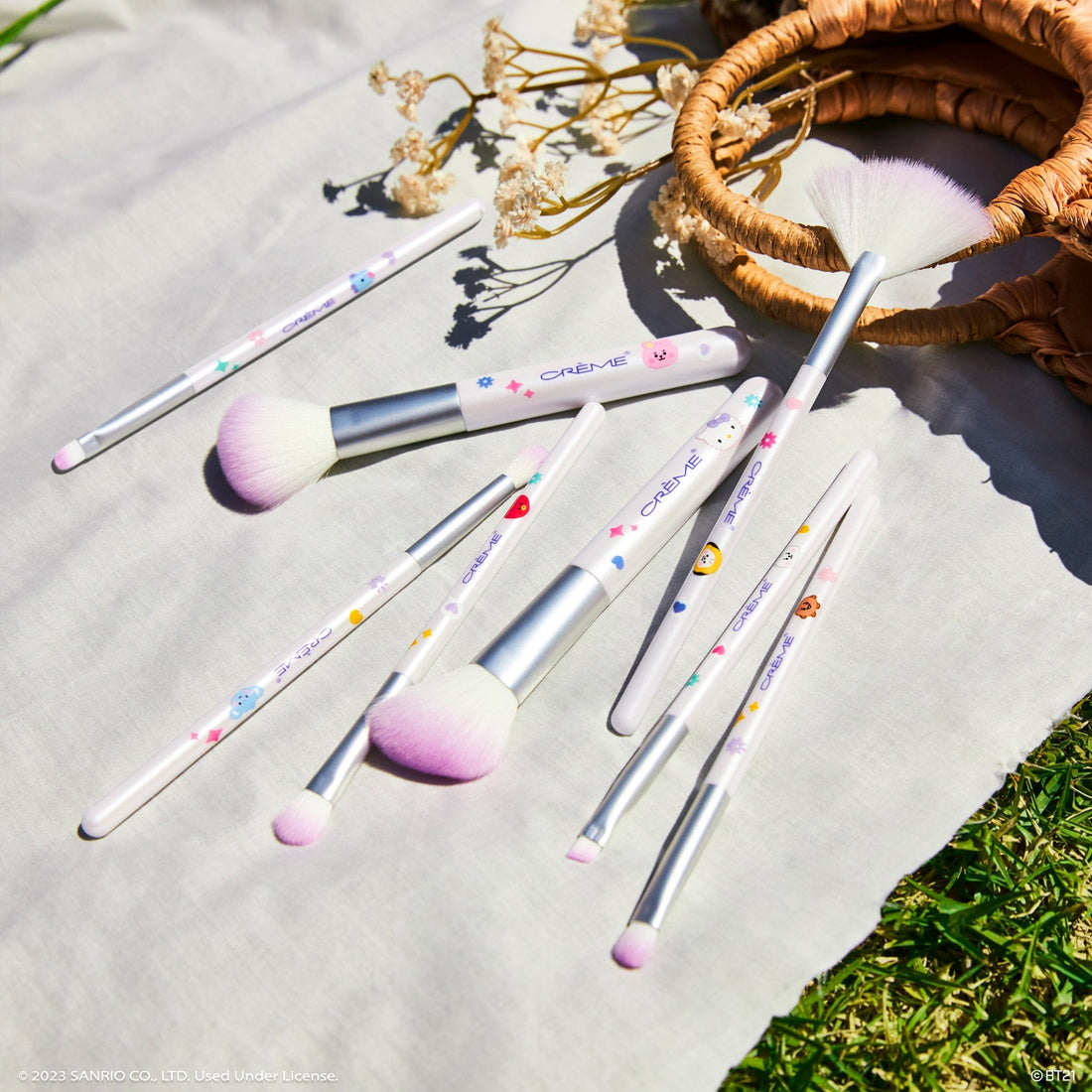 The Crème Shop x Hello Kitty &amp; BT21 Dreamy Essentials Makeup Brush Collection (Set of 8)